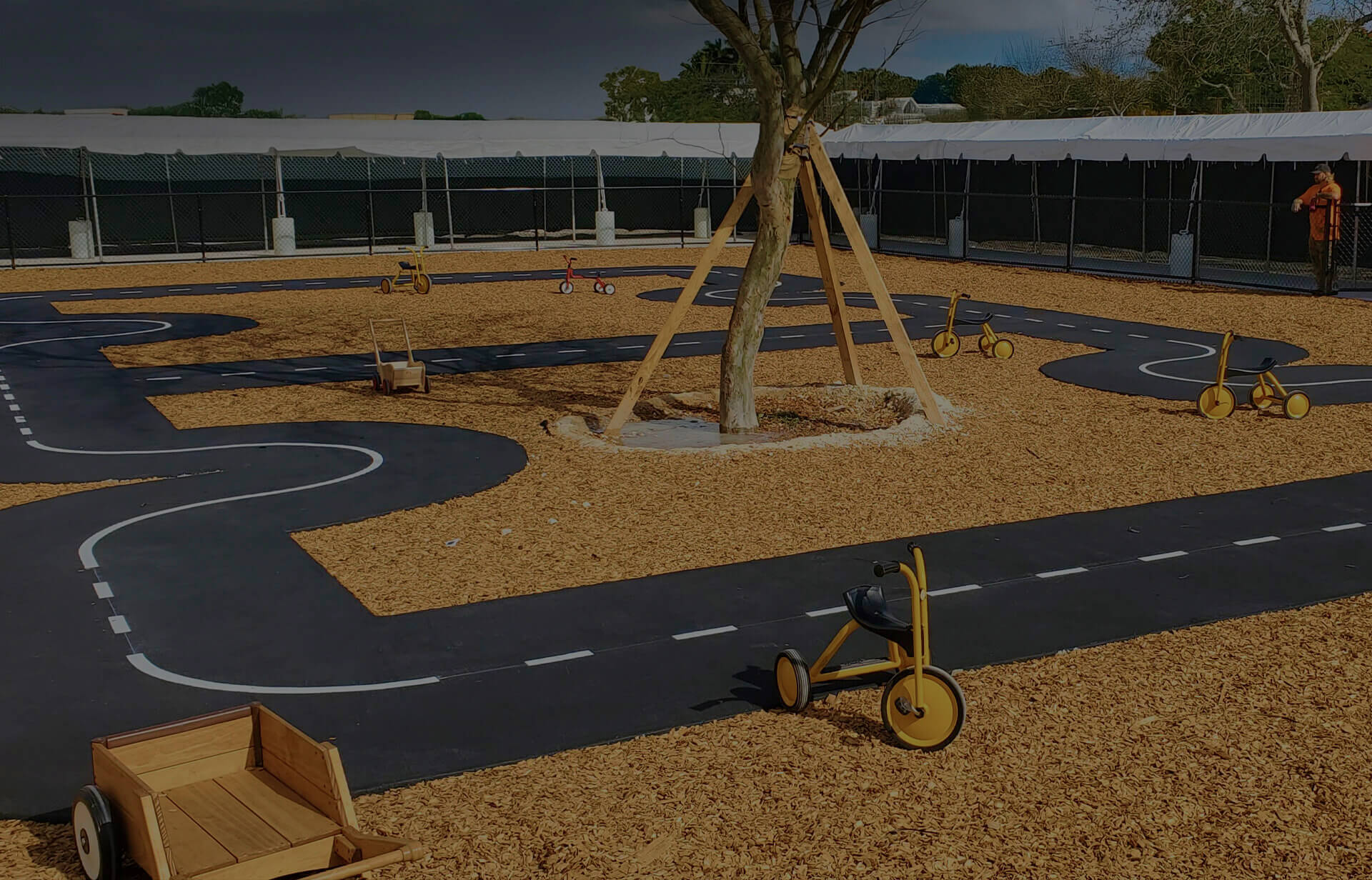 SLIDE_02